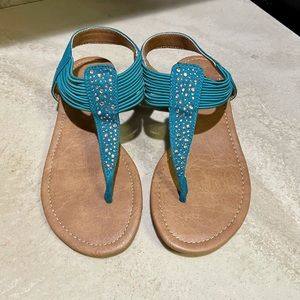 NWOT Turquoise sandals